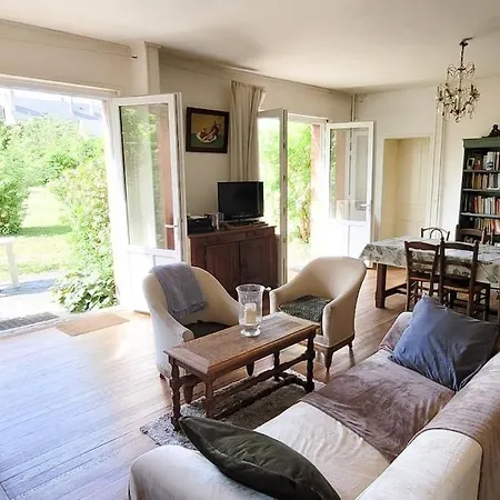 La Maison Louisette, De L'espace Et Du Calme