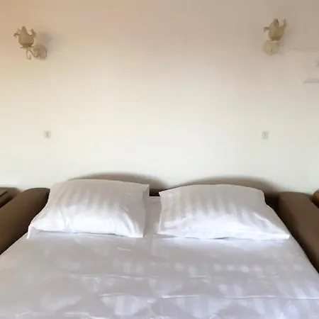 La Maison Louisette, De L'espace Et Du Calme Villa