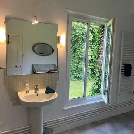 La Maison Louisette, De L'espace Et Du Calme * Le Merlerault