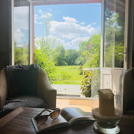 La Maison Louisette, De L'espace Et Du Calme Villa Le Merlerault