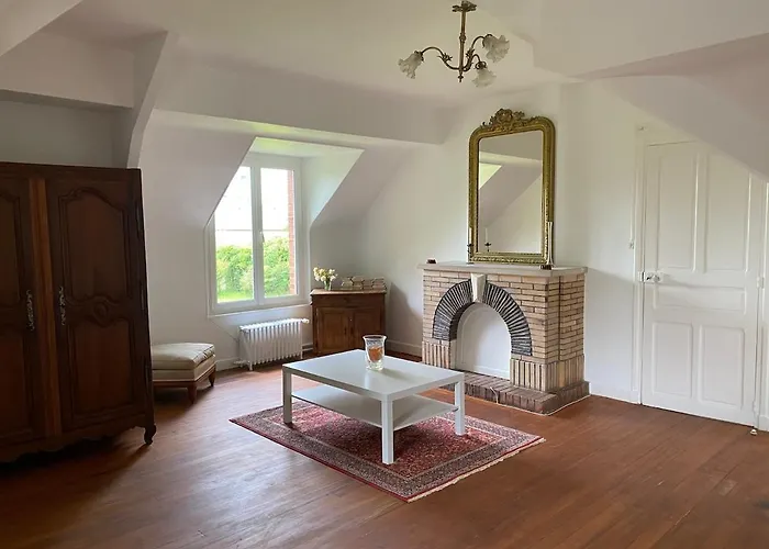 La Maison Louisette, De L'espace Et Du Calme *