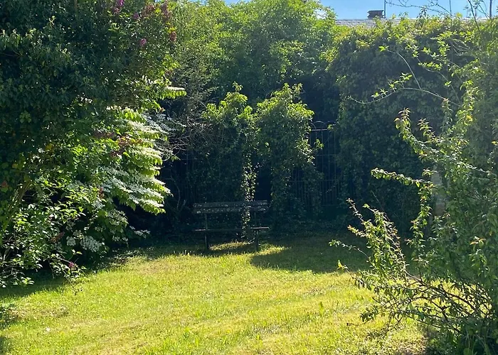 La Maison Louisette, De L'espace Et Du Calme Le Merlerault